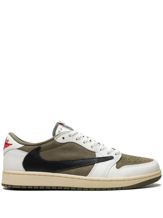 Nike X travis Scott Jordan 1 low medium olive